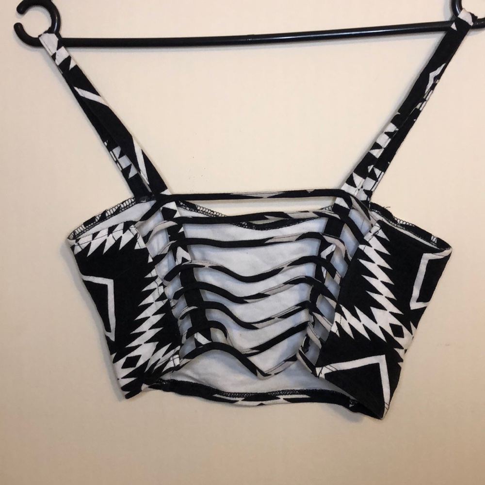 Crop top - Picture 2 of 2